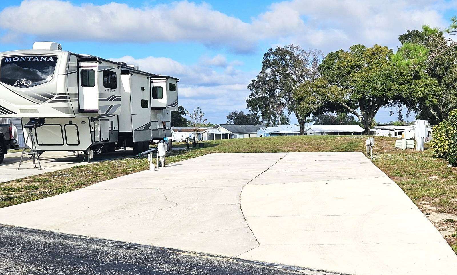 0.07 Acres of Land for Sale in Davenport, Florida