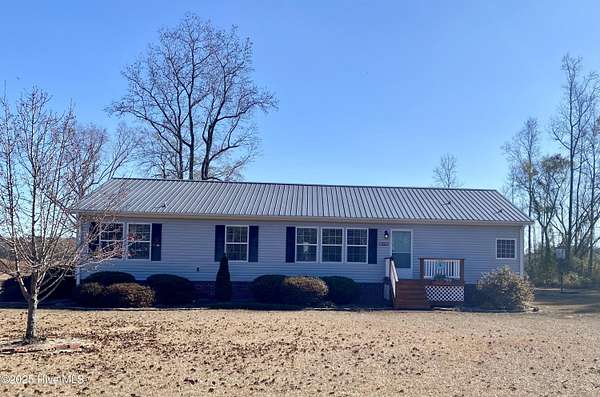 2.55 Acres of Residential Land with Home for Sale in Currie, North Carolina