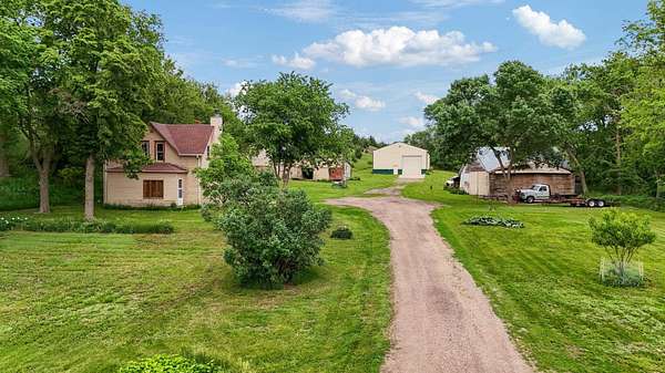 10 Acres of Residential Land with Home for Sale in Volin, South Dakota