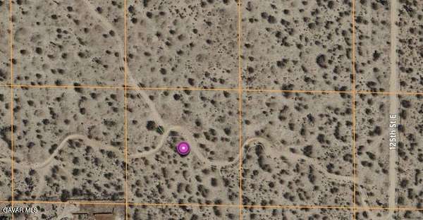 2.5 Acres of Land for Sale in Palmdale, California