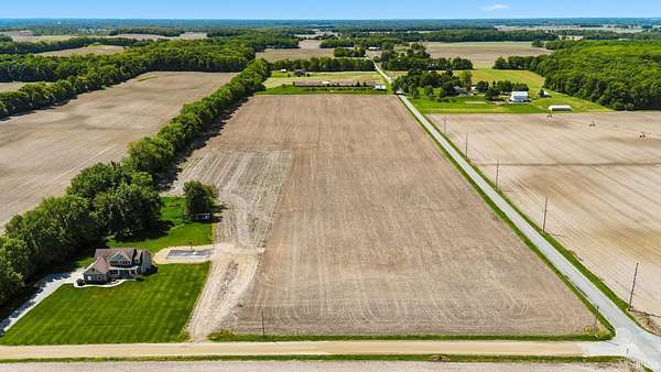 21.5 Acres of Agricultural & Residential Land for Sale in Warsaw, Indiana