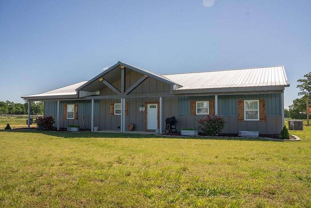 3 Acres of Residential Land with Home for Sale in Oxford, Mississippi