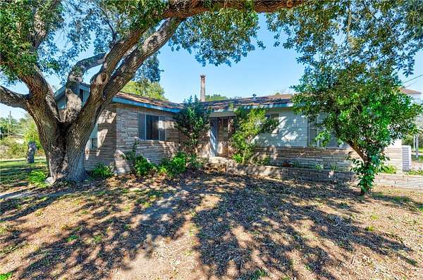 2 Acres of Residential Land with Home for Sale in Corpus Christi, Texas