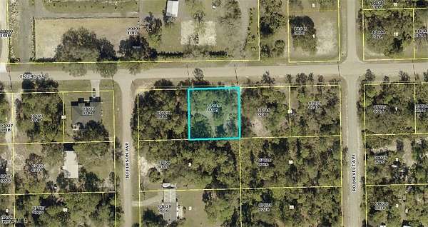 0.5 Acres of Residential Land for Sale in Alva, Florida