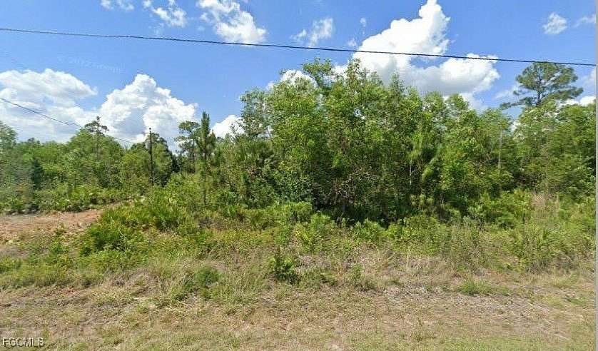 0.25 Acres of Land for Sale in Lehigh Acres, Florida