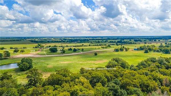 5.62 Acres of Land for Sale in Franklin, Texas