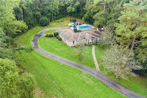 2 Acres of Residential Land with Home for Sale in Mobile, Alabama