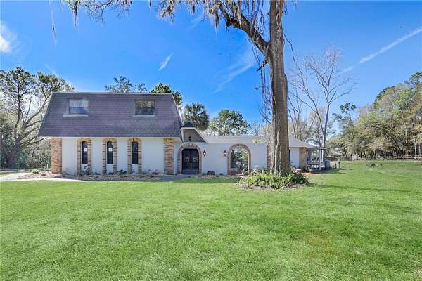 3.4 Acres of Residential Land with Home for Lease in Ocala, Florida