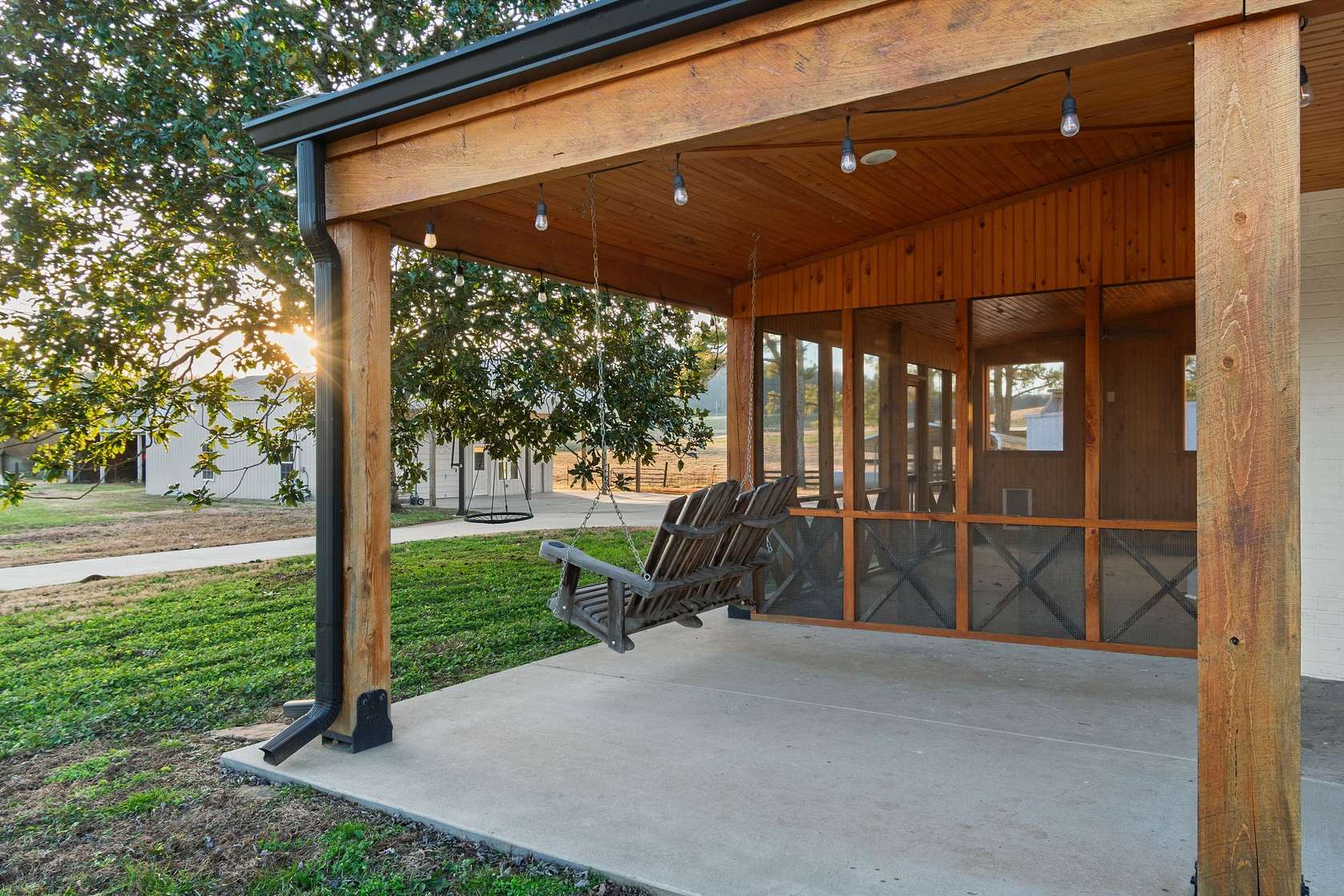 108 Acres of Land for Sale in Williamsport, Tennessee