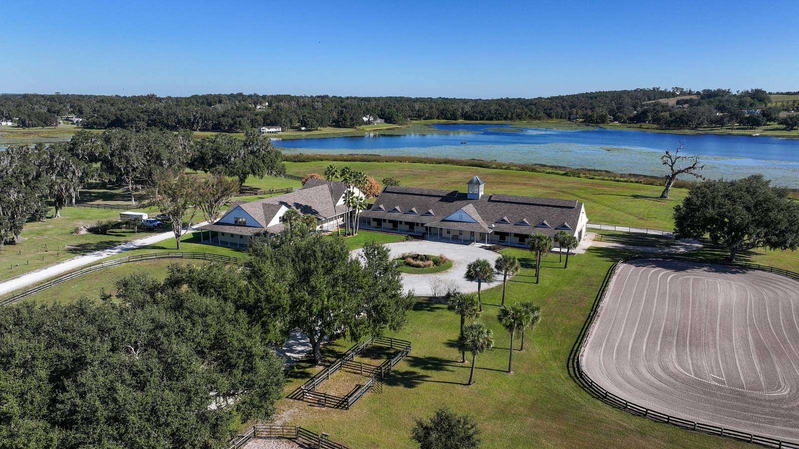 267 Acres of Land with Home for Sale in Dade City, Florida