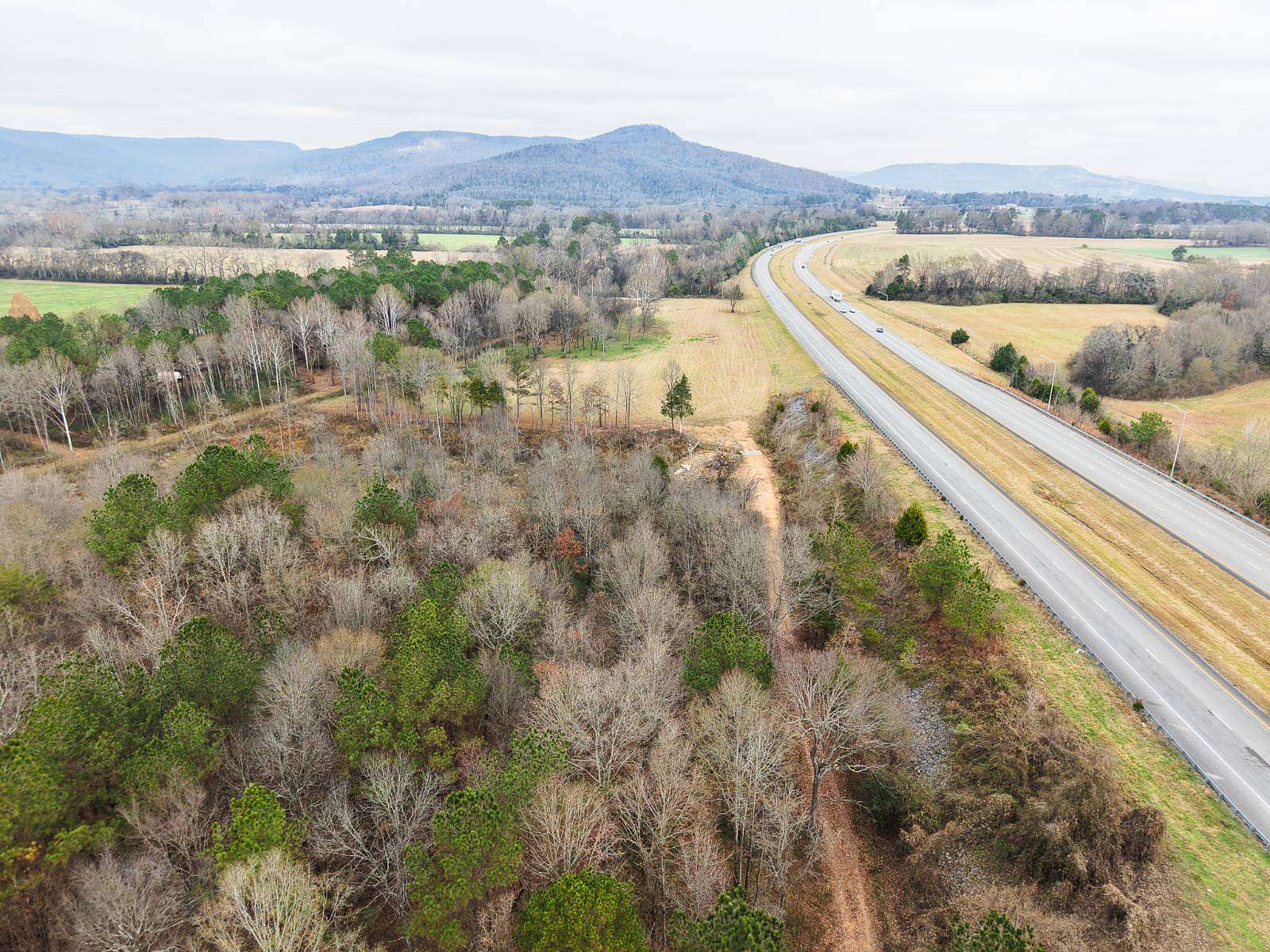 25 Acres of Mixed-Use Land for Sale in Stevenson, Alabama