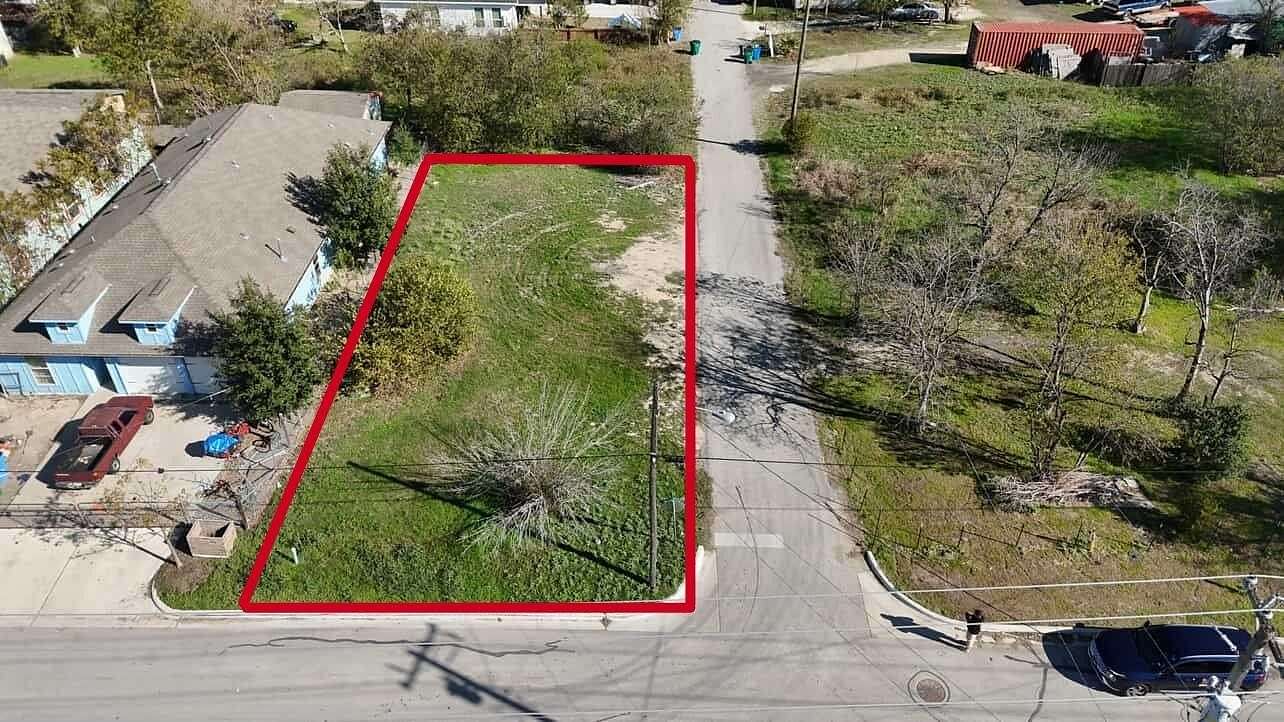 0.14 Acres of Residential Land for Sale in Taylor, Texas