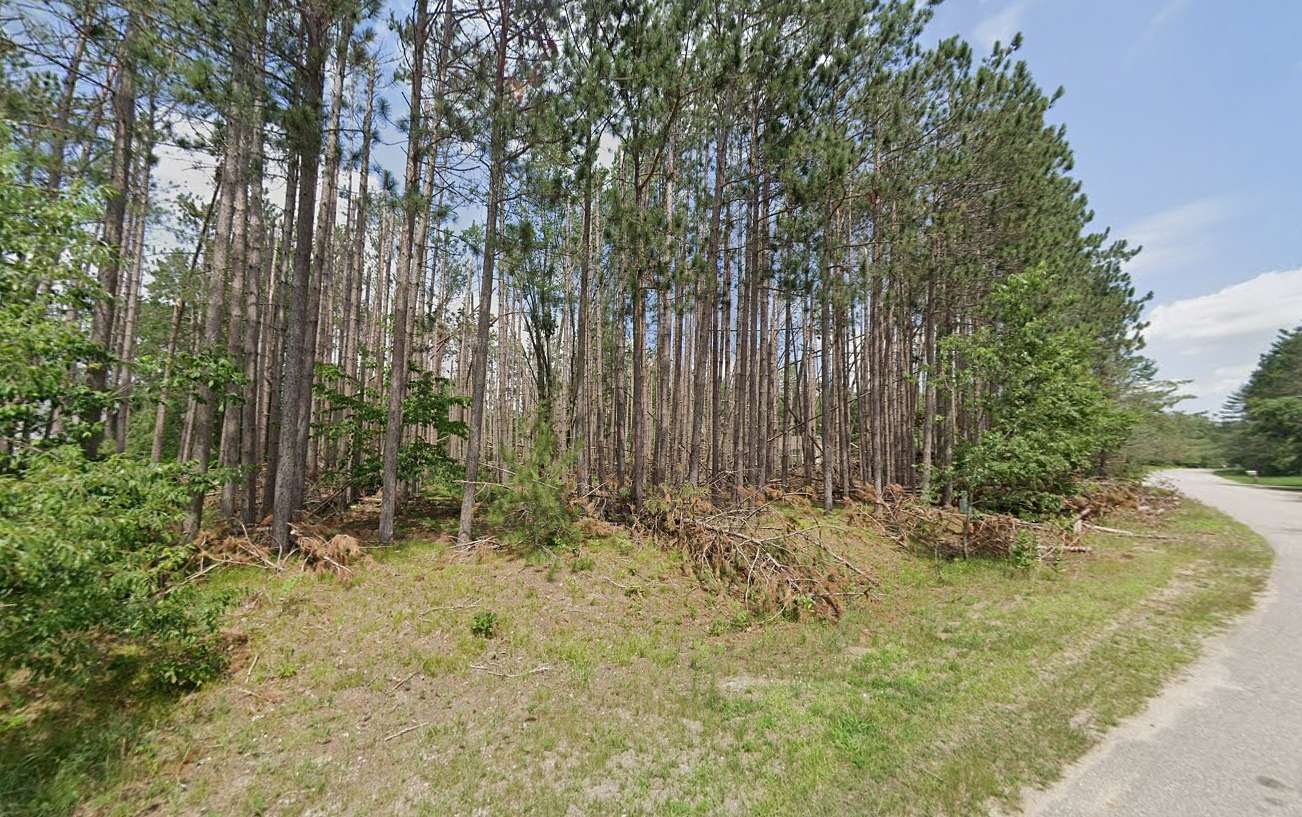 1.26 Acres of Residential Land for Sale in Gaylord, Michigan