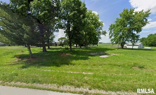 0.7 Acres of Land for Sale in Nilwood, Illinois