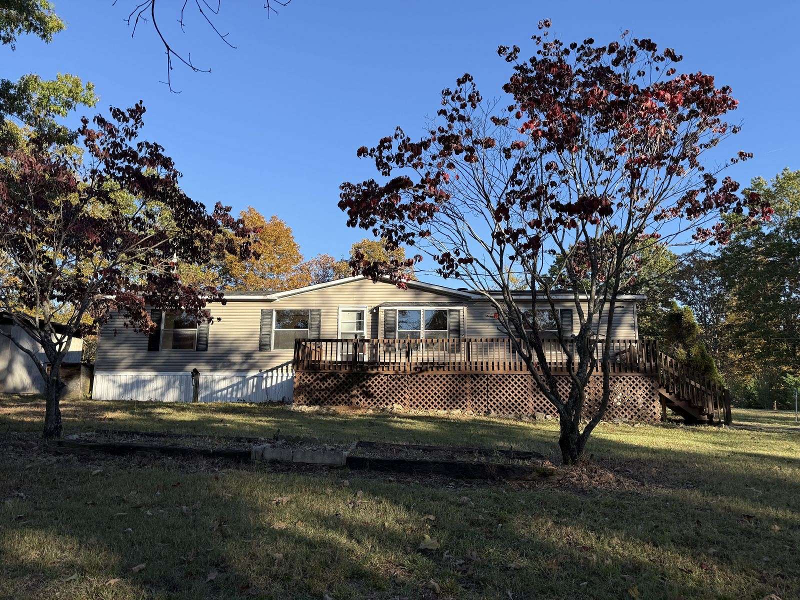 5 Acres of Residential Land with Home for Sale in McEwen, Tennessee