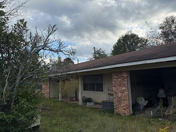 34.8 Acres of Land with Home for Sale in Joaquin, Texas