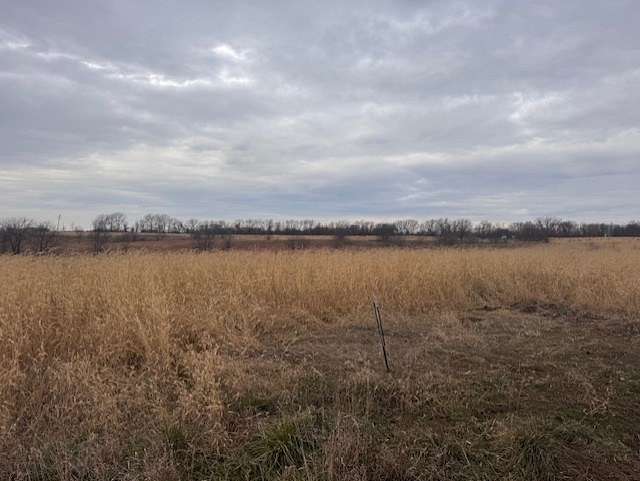 11 Acres of Land for Sale in Lathrop, Missouri