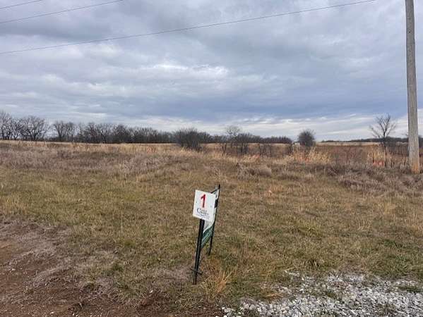7 Acres of Land for Sale in Lathrop, Missouri