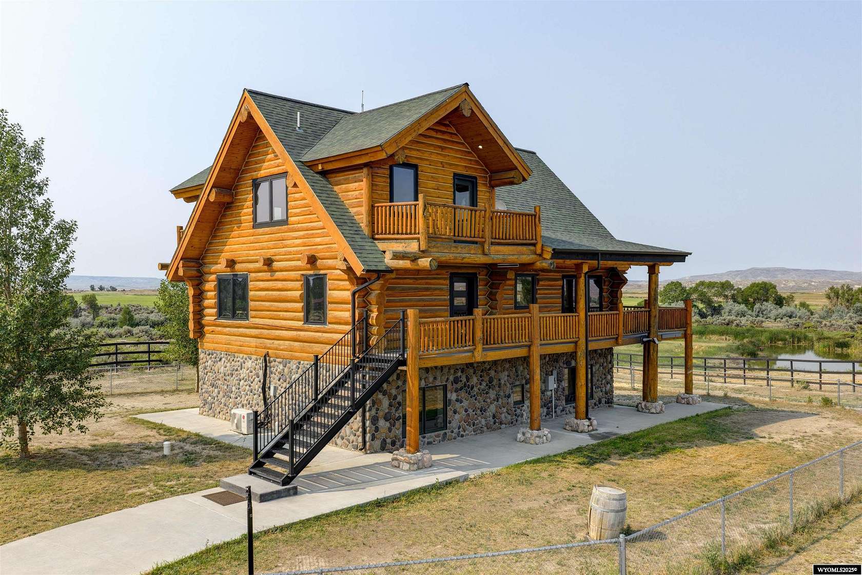 17.8 Acres of Land with Home for Sale in Casper, Wyoming