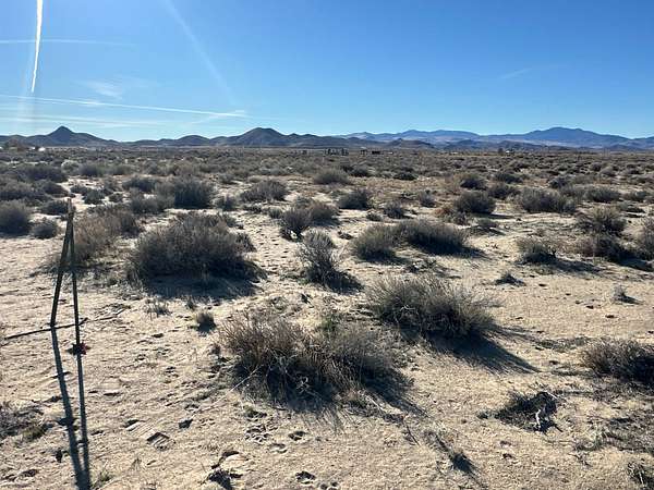 4.62 Acres of Mixed-Use Land for Sale in Silver Springs, Nevada