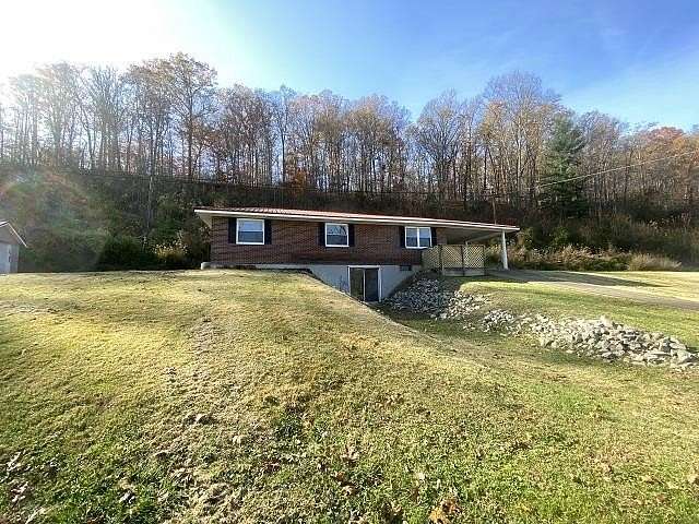 3 Acres of Residential Land with Home for Sale in Ashland, Kentucky