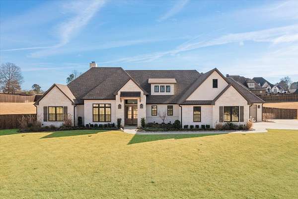 1.54 Acres of Residential Land with Home for Sale in Longview, Texas