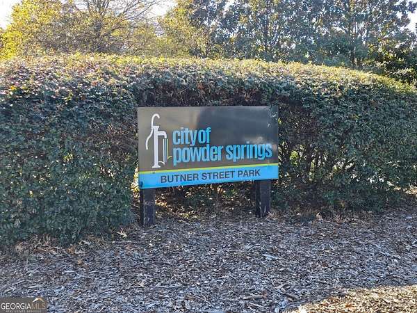 1 Acre of Residential Land for Sale in Powder Springs, Georgia