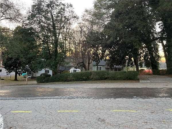 1.1 Acres of Residential Land with Home for Sale in Doraville, Georgia