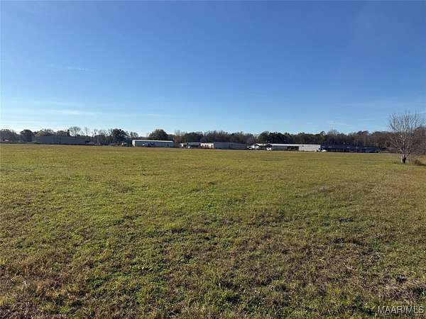 10 Acres of Commercial Land for Sale in Millbrook, Alabama