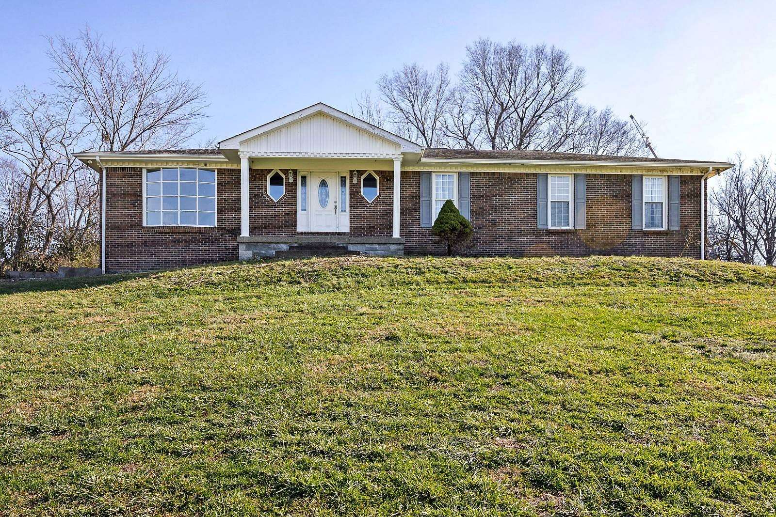 2.5 Acres of Residential Land with Home for Sale in Lebanon, Kentucky