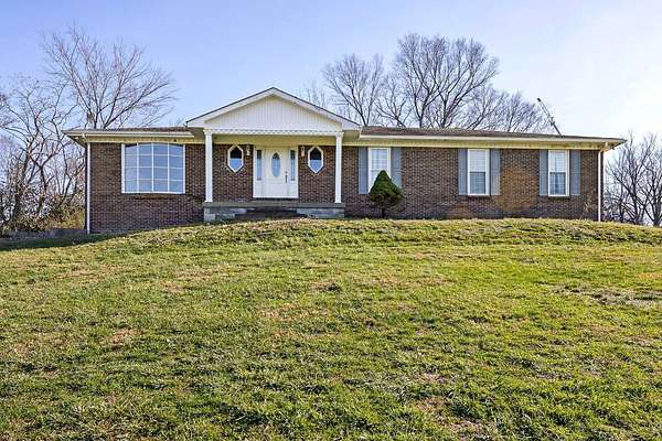 2.5 Acres of Residential Land with Home for Sale in Lebanon, Kentucky