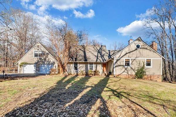 1.79 Acres of Residential Land with Home for Sale in Roanoke, Virginia