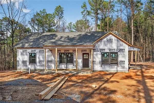 4 Acres of Residential Land with Home for Sale in Cedartown, Georgia