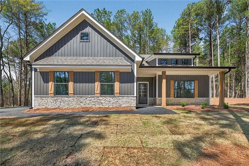 4 Acres of Land with Home for Sale in Cedartown, Georgia
