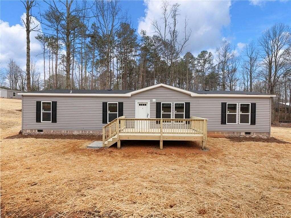 1.64 Acres of Residential Land with Home for Sale in Gainesville, Georgia