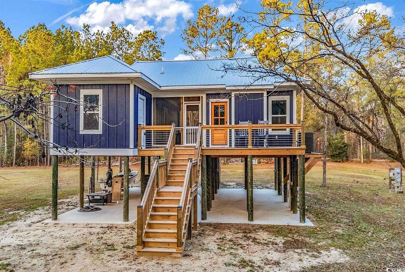 2 Acres of Residential Land with Home for Sale in Kingstree, South Carolina