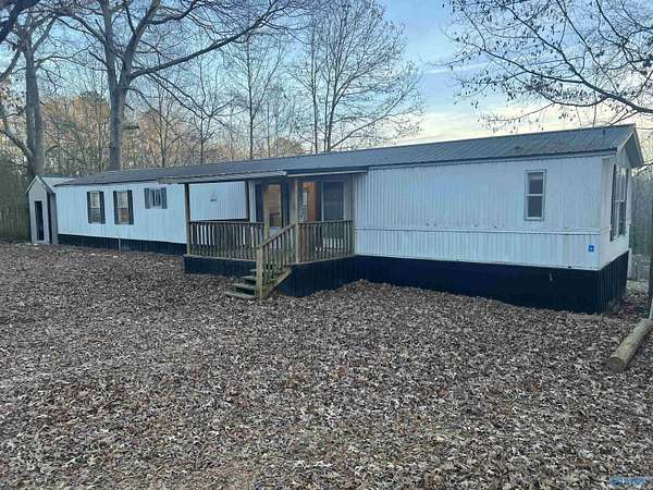 3 Acres of Residential Land with Home for Sale in Boaz, Alabama