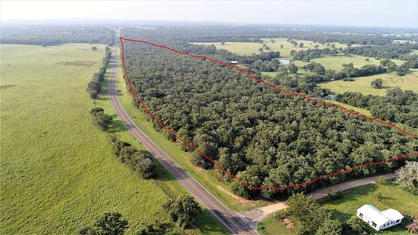 33.5 Acres of Recreational & Residential Land for Sale in Cameron, Texas