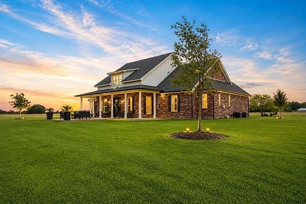 17.8 Acres of Recreational Land with Home for Sale in Groesbeck, Texas