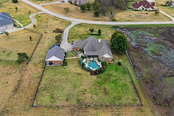 2 Acres of Residential Land with Home for Sale in Royse City, Texas