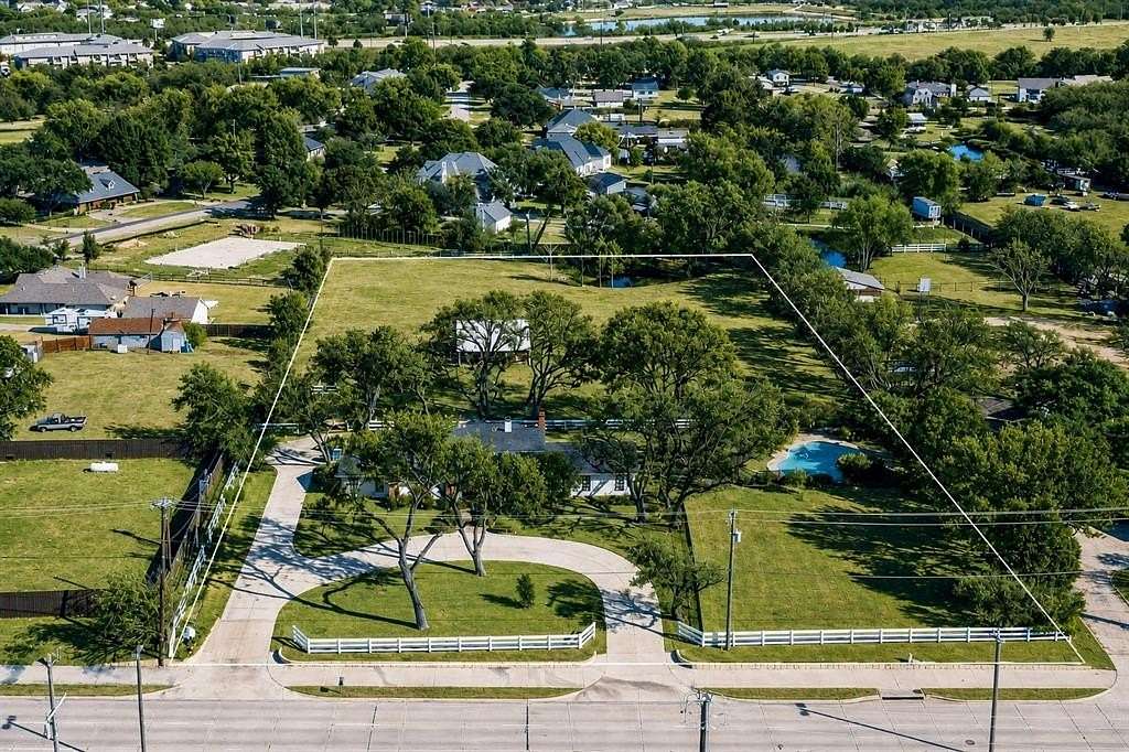 2.83 Acres of Land with Home for Sale in Rowlett, Texas