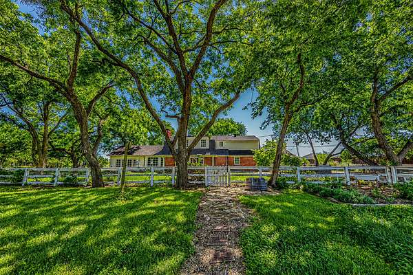 2.83 Acres of Land with Home for Sale in Rowlett, Texas