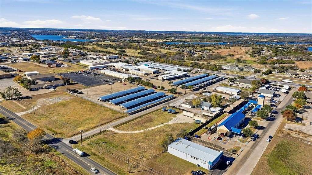 1.43 Acres of Commercial Land for Sale in Granbury, Texas