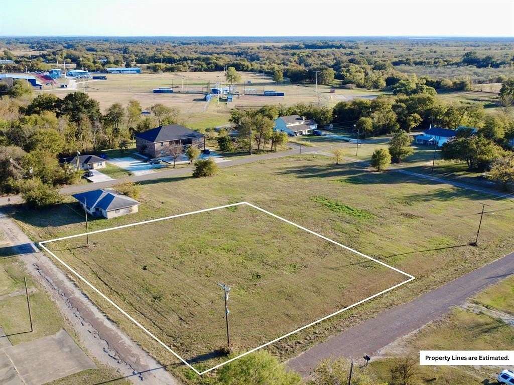 0.52 Acres of Residential Land for Sale in Blooming Grove, Texas