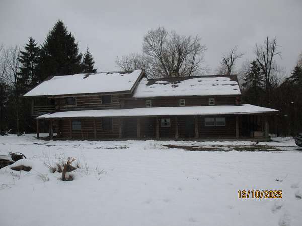 4.22 Acres of Residential Land with Home for Sale in Pittsford, Michigan