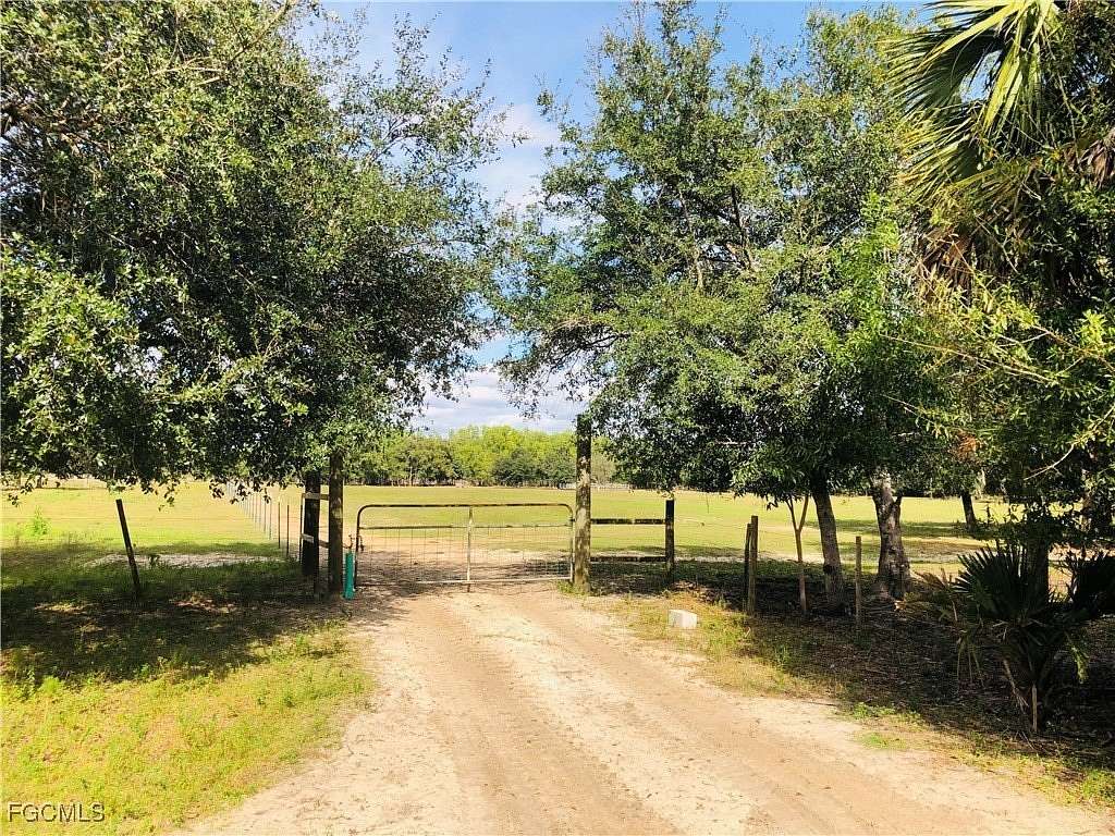 35 Acres of Agricultural Land for Sale in Fort Myers, Florida