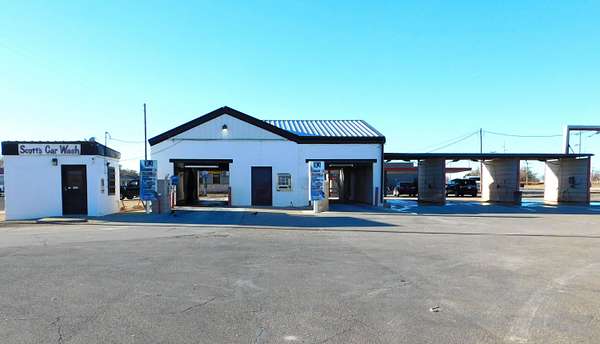 2.24 Acres of Improved Commercial Land for Sale in Muleshoe, Texas