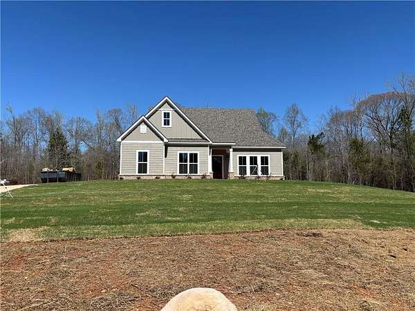 4 Acres of Land with Home for Sale in Salem, Alabama