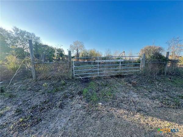 1 Acre of Land for Sale in Goliad, Texas