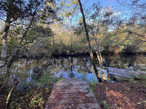 0.75 Acres of Residential Land for Sale in Sopchoppy, Florida